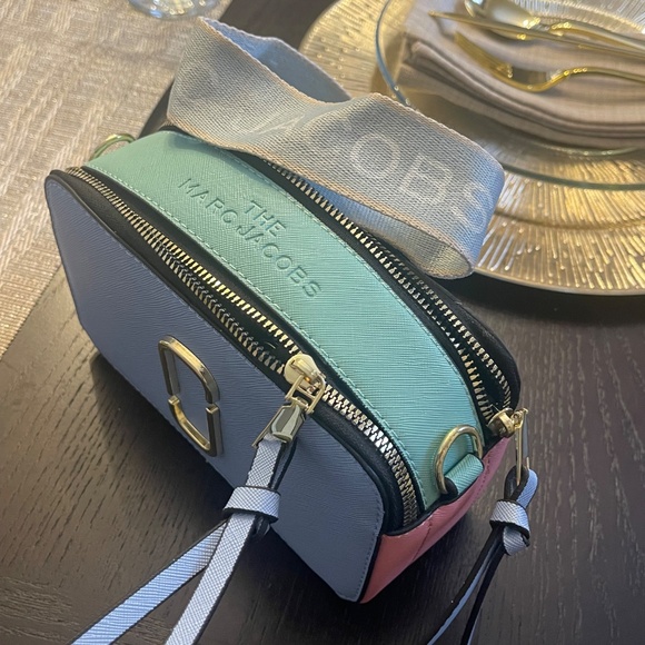 Marc Jacob Crossbody - Picture 2 of 3